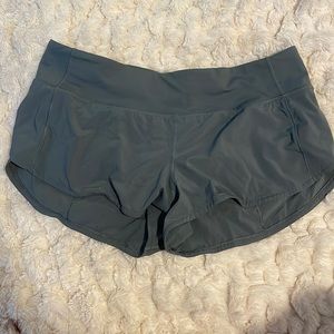 Lululemon Speed Up Low-Rise Lined Short